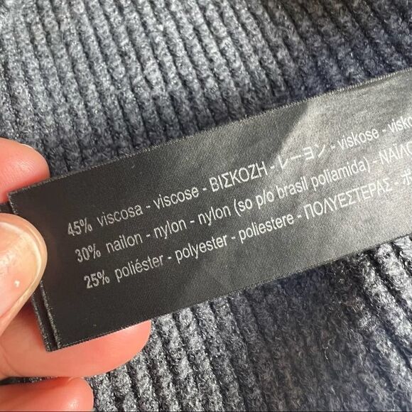 ZARA Womens Small Viscose Knit Crop Gray Sweater Zip In Back - Picture 9 of 13